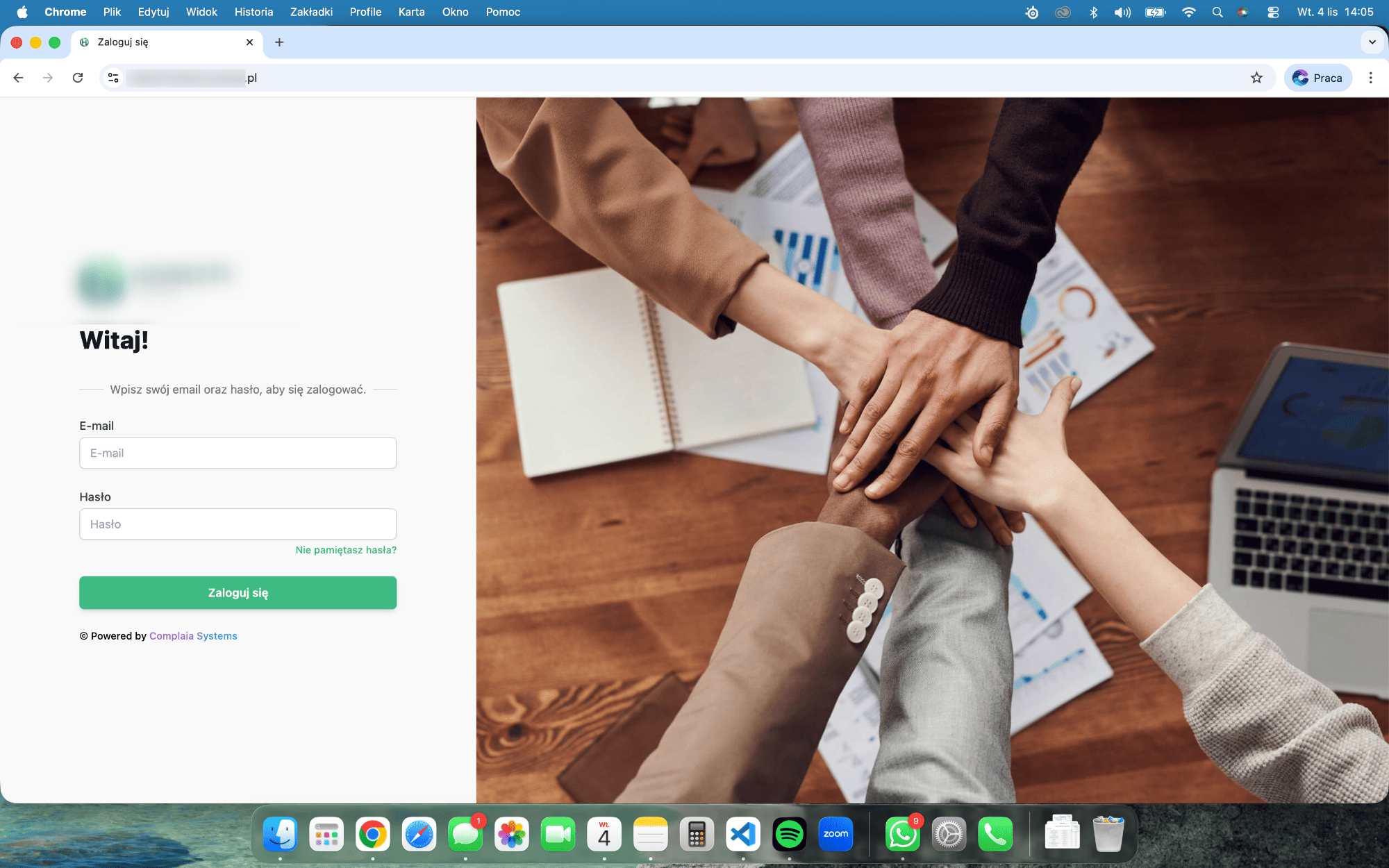 Ekran logowania do platformy pracowniczej w aplikacji webowej